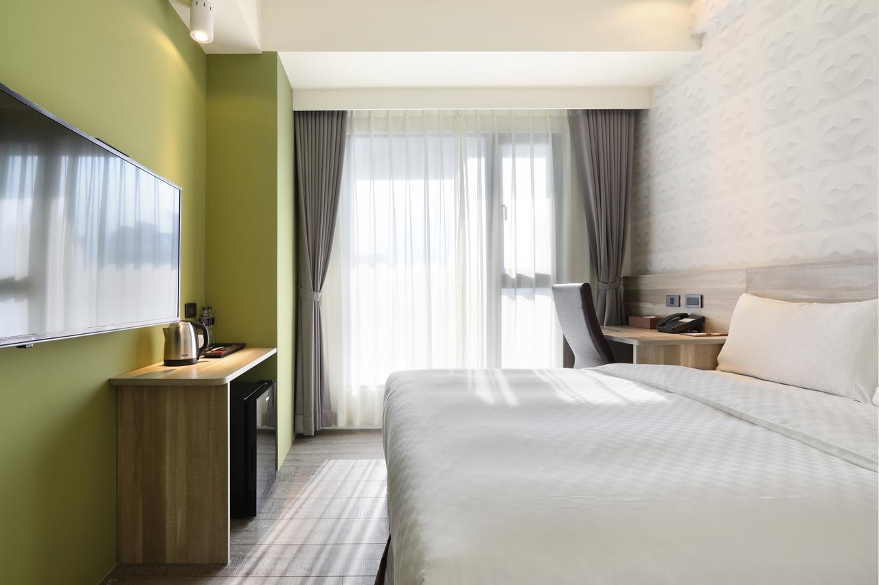 Kun Tour Hotel Đài Trung Ngoại thất bức ảnh