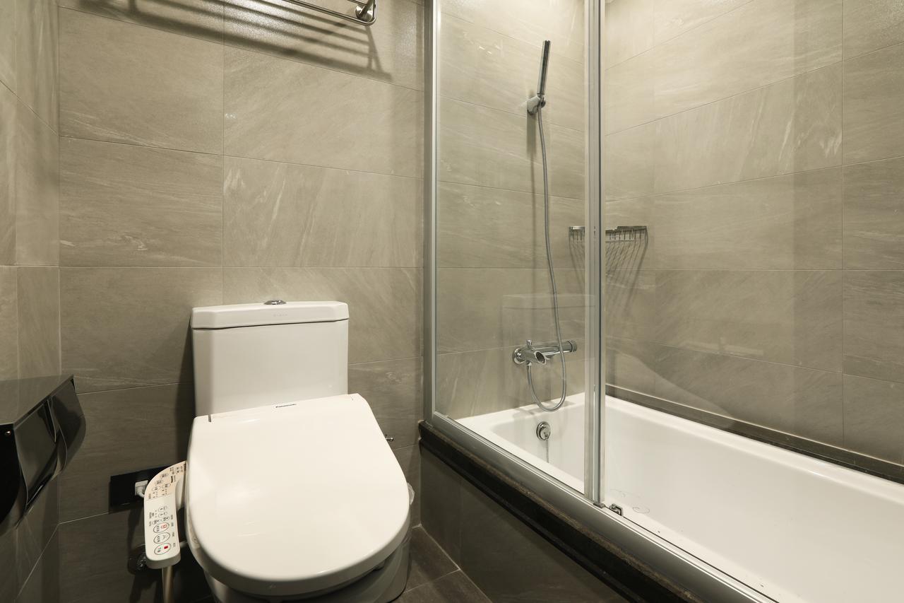 Kun Tour Hotel Đài Trung Ngoại thất bức ảnh