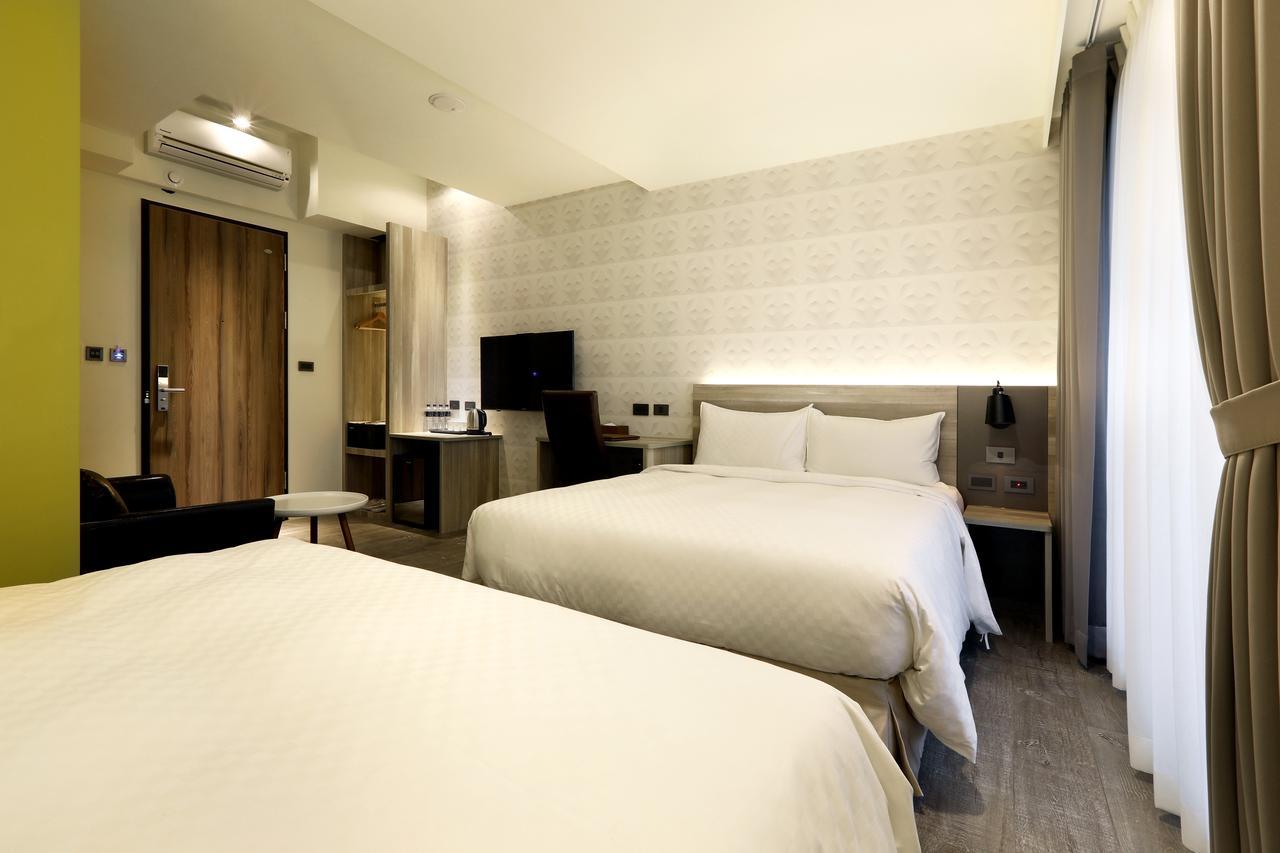 Kun Tour Hotel Đài Trung Ngoại thất bức ảnh