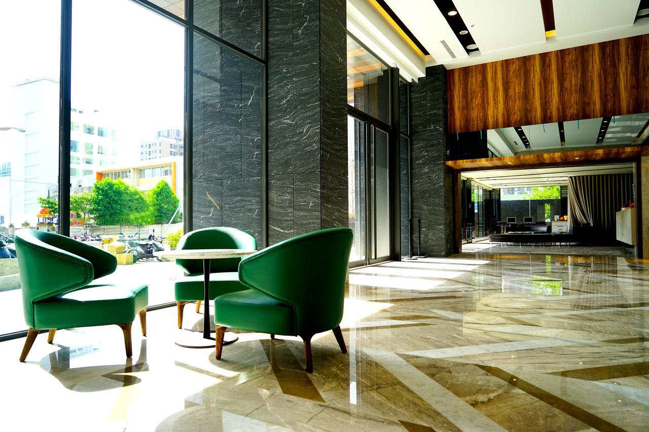 Kun Tour Hotel Đài Trung Ngoại thất bức ảnh
